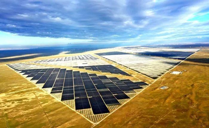 中國(guó)十三省最大光伏電站在這里！欽州康熙嶺的光伏電站能排上號(hào)了嗎？