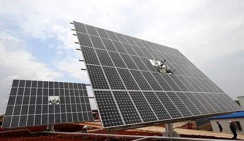 中國(guó)十三省最大光伏電站在這里！欽州康熙嶺的光伏電站能排上號(hào)了嗎？